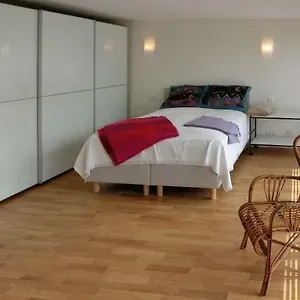 Apartment Modernes, Sonniges Im Herzen Von, Düsseldorf